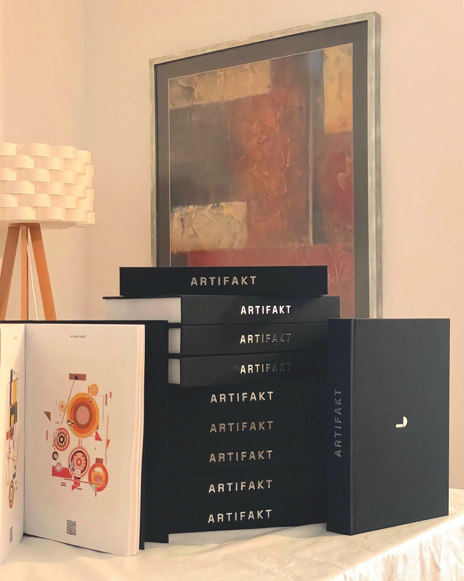 Artifakt book stack
